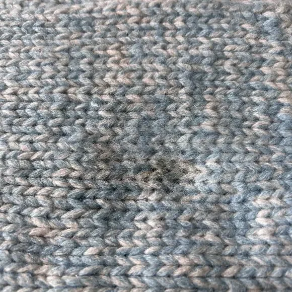 American Eagle Women’s Blue & White Fair Isle Handknit 100% Lambswool Sweater M - Picture 12 of 12